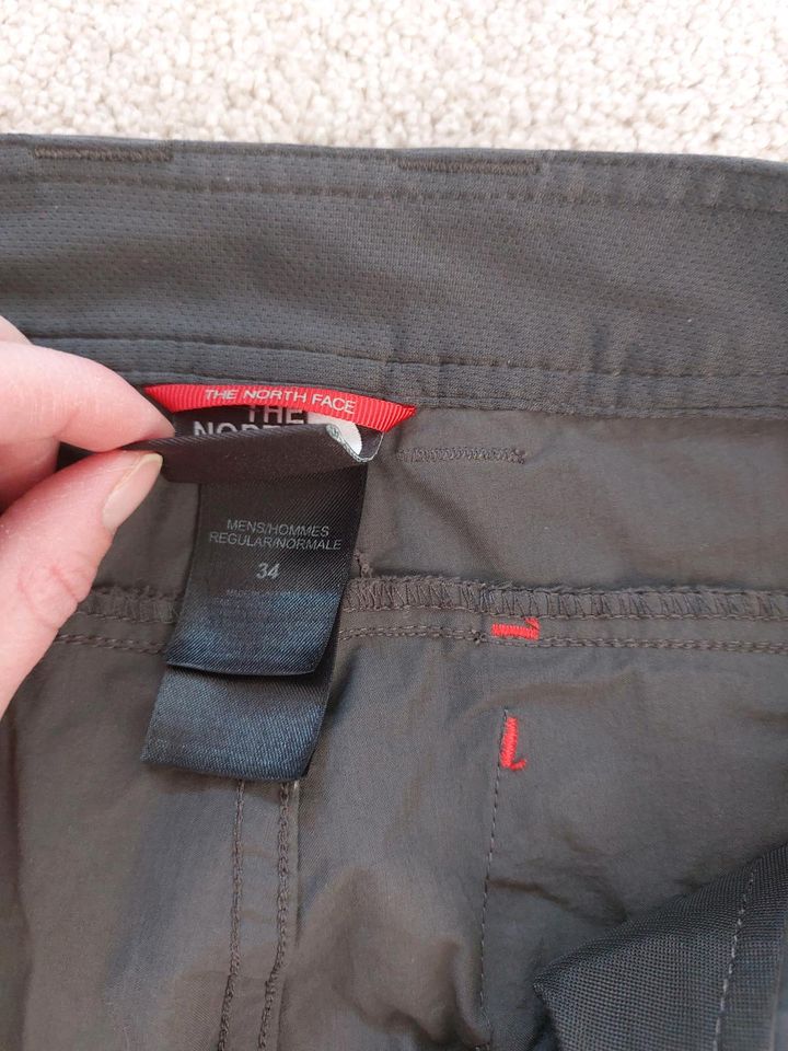 The North Face Hose Gr. 34 in Harsum
