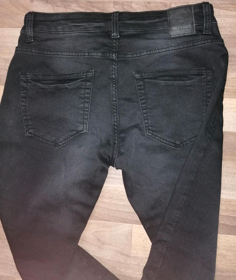 Only&Sons, schwarze Jeans, slim, W30 /L34 in Groitzsch