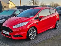 Ford Fiesta ST WSS beheizt NAVI SPARCO 17 Zoll Nordrhein-Westfalen - Raesfeld Vorschau