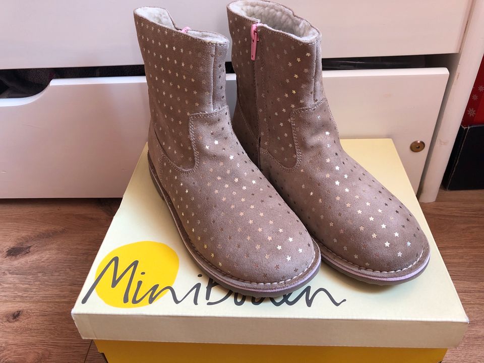 Mini Boden Schuhe -Stiefel Gr.35-36  Neu in Berlin