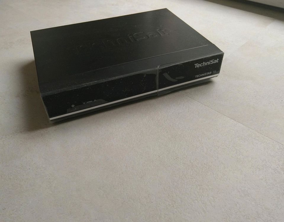 neuwertiger SAT-Receiver Technistar S5  - inkl. 1,5 Garantie in Pliezhausen