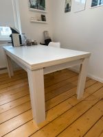 Weißer Tisch aus Dekor in Holzoptik Nordrhein-Westfalen - Herten Vorschau