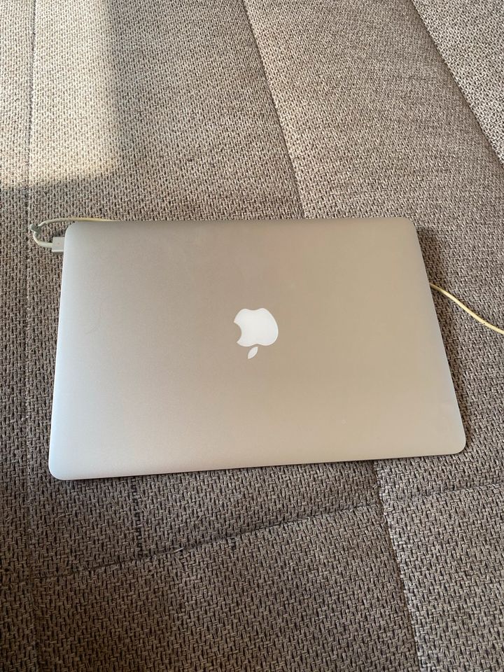 MacBook Air 13 (2015) in Bad Wörishofen