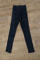 Asos  Denim Skinny Jeans Highwaist mit Stern 24/32 XS Neu Nordrhein-Westfalen - Lüdenscheid Vorschau
