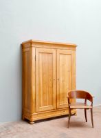 Klassischer Biedermeier Kleider- Wäscheschrank Weichholz restaur. Dresden - Äußere Neustadt Vorschau