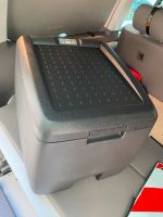 VW Kühlbox und Warmhaltebox 32 Liter, anthrazit München - Au-Haidhausen Vorschau