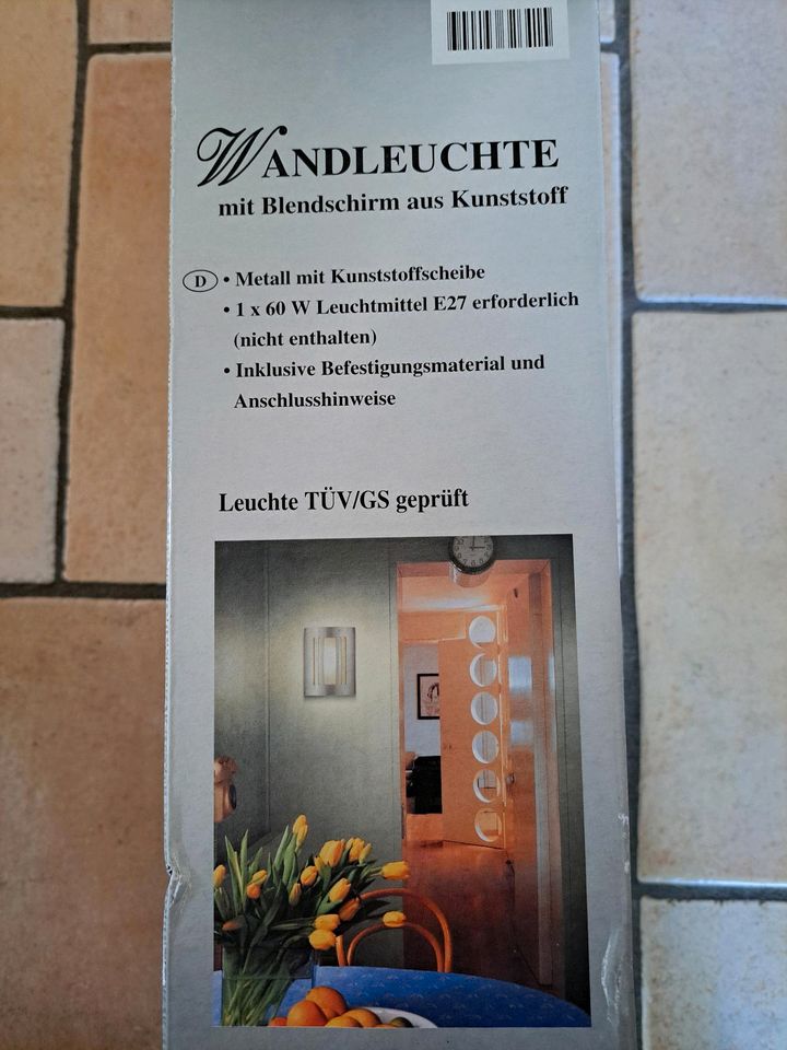 Wandleuchte neu und ovp. in Wallmenroth