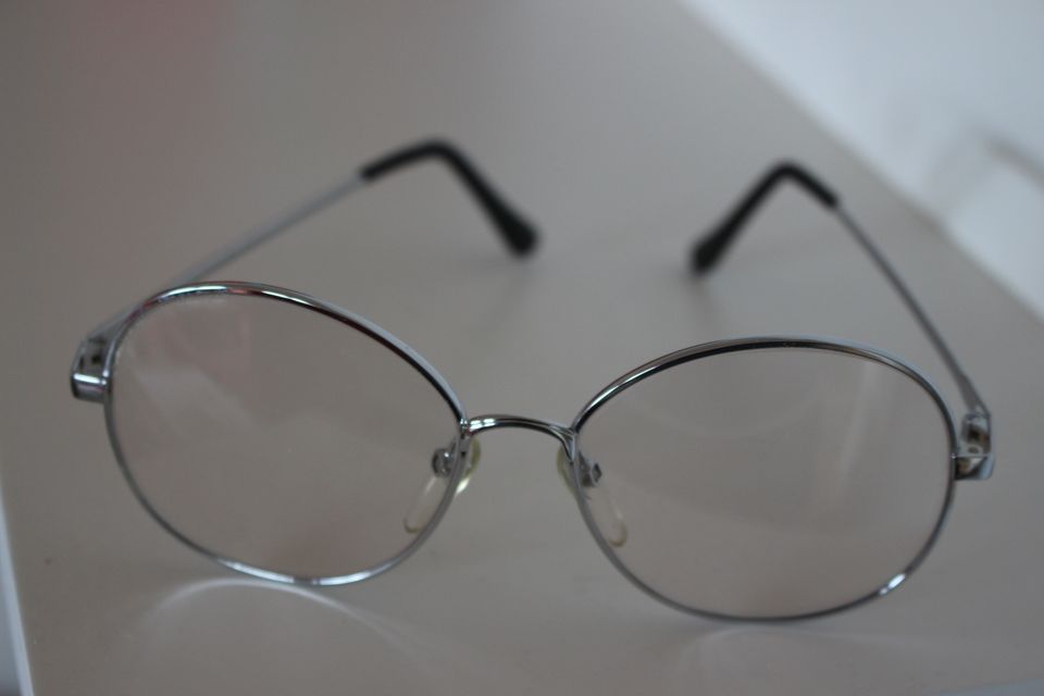 Original 80er J. Brillengestell, Metall (silberfarben)/Lesebrille in Heiligenhaus