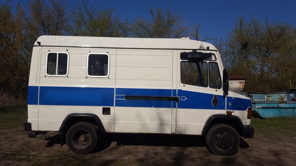 Mercedes Benz MB 609D ex. Polizei Mannschaftswagen Oldtimer in St. Andreasberg