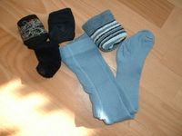 Strumpfhose Gr. 62 / 68 und 4 Paar (Stopper) Socken Nordrhein-Westfalen - Werl Vorschau