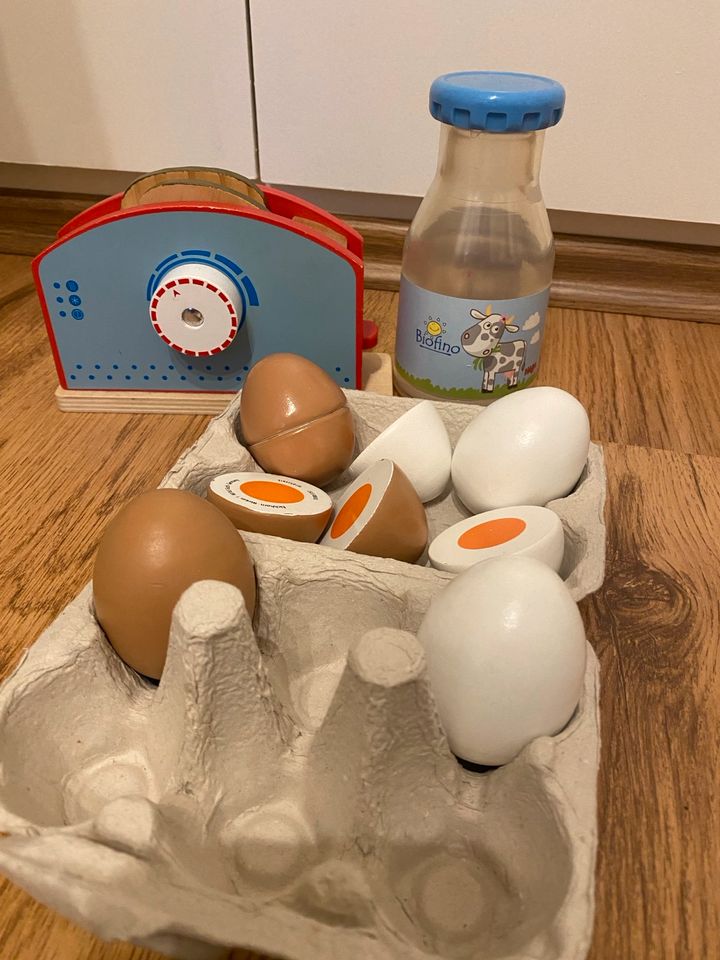 Kinderküche Milch, Eier, Toaster in Duisburg