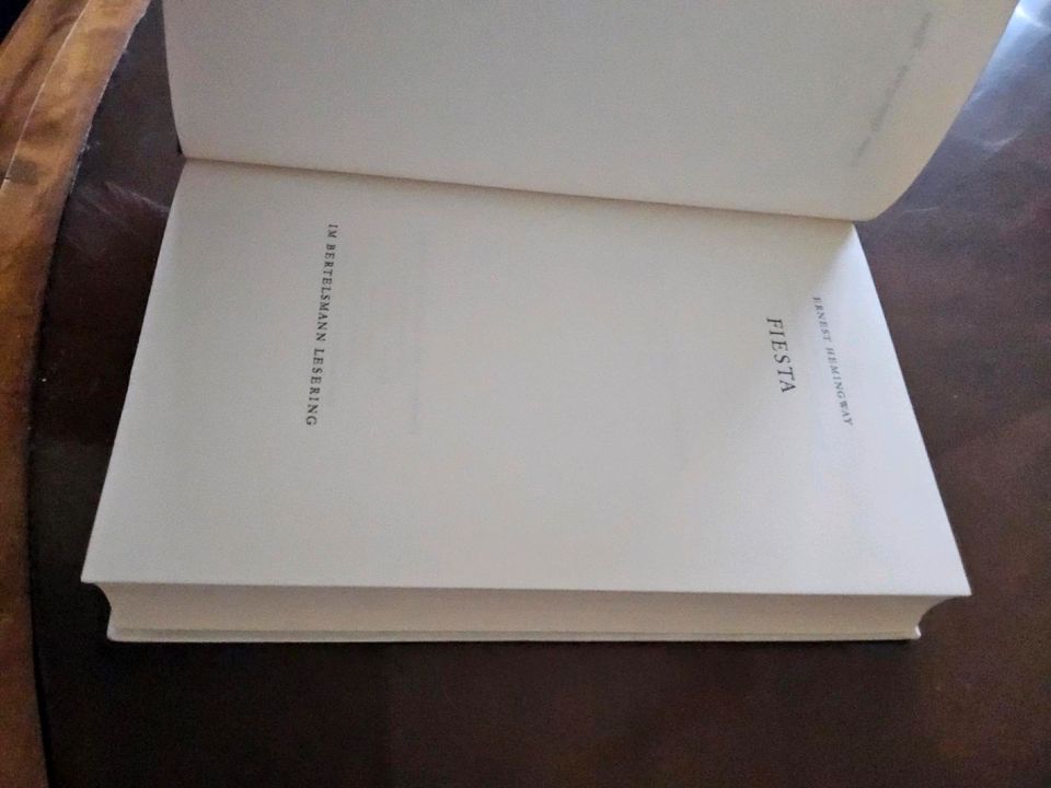 Hemingway Fiesta Buch Nr. 2544 in Bottrop