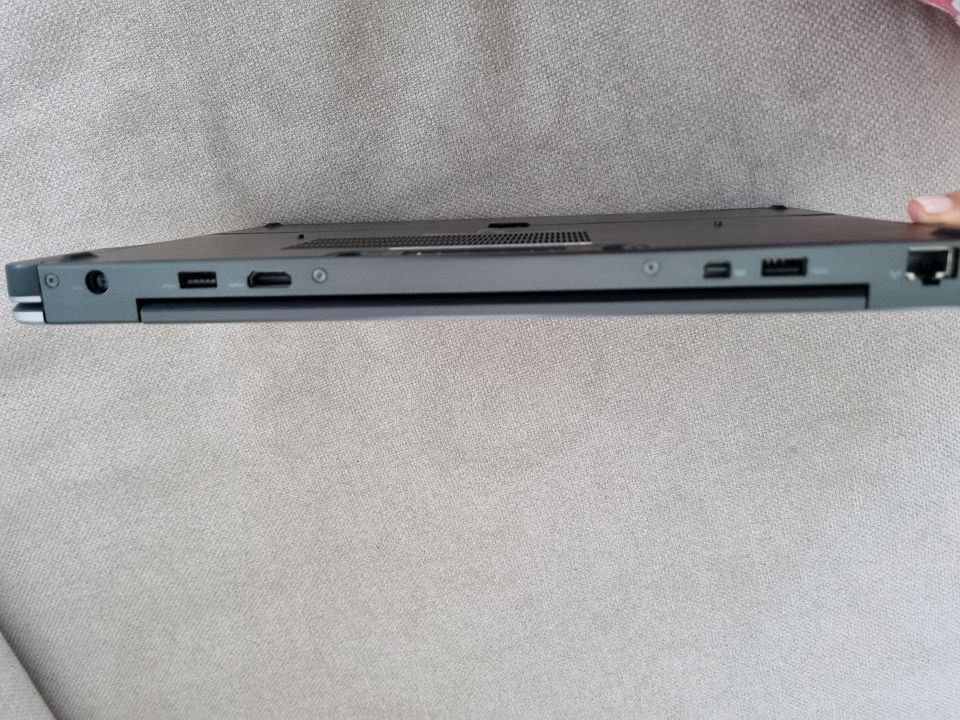 Laptop Dell grau 15 Zoll in Gladbeck