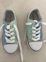 Tommy Hilfiger Kinder Sneaker 32 Hessen - Dreieich Vorschau