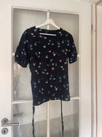 Tshirt Vero Moda Größe M Bali geblümt Shirt Damen Frauen Nordrhein-Westfalen - Wenden Vorschau