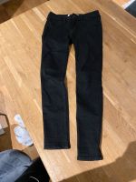 Schwarze, bequeme low rise super skinny jeans Hollister, W25/L28 Baden-Württemberg - Konstanz Vorschau