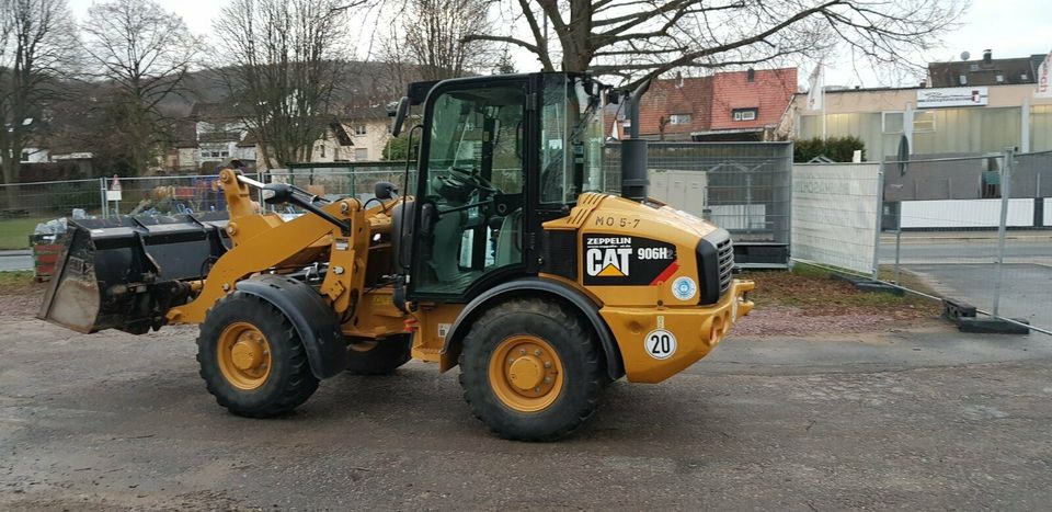 Wir suchen-kaufen Baumaschinen Bagger Radlader ectr. alle Marken in Goldbach