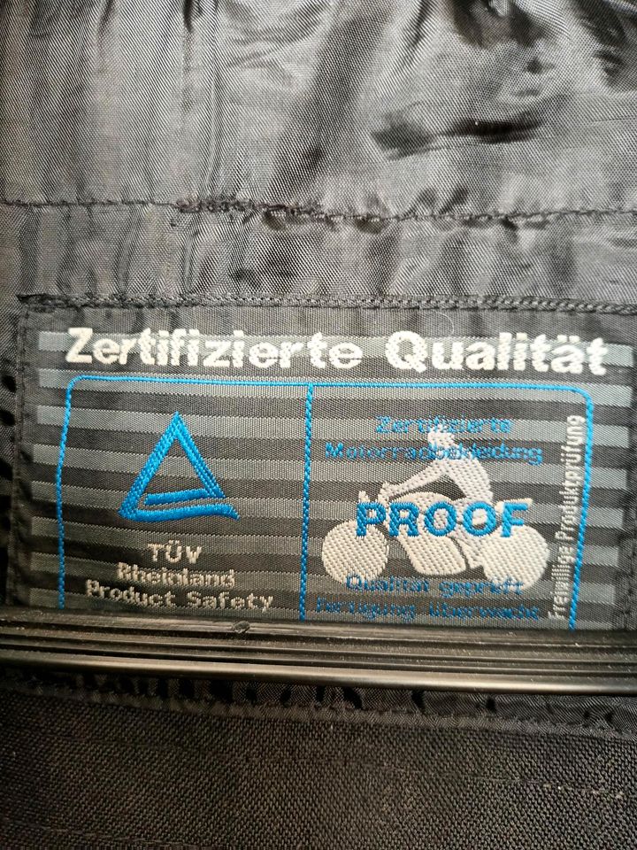 Motorradjacke sowie passende Hose. Kann auch einzeln verkauft wer in Köln