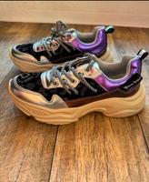 Damen Schuhe Sneakers von Young Spirit Gr.40 Sachsen - Kamenz Vorschau