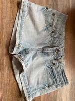Shorts Größe 38 C&A Boho Jeansshort Hot Pants Niedersachsen - Pattensen Vorschau