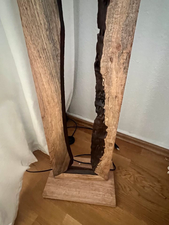Große Stehlampe Holz - Vintage Style in Bonn