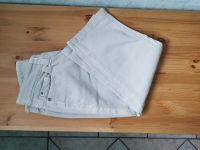 Cambio Damen Jeans hellgrau Capri Hose  Größe 34  Neuwertig Nordrhein-Westfalen - Drensteinfurt Vorschau