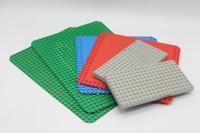 Lego Grundplatten Bauplatten Set 6 Stück grün blau rot grau Niedersachsen - Wolfsburg Vorschau