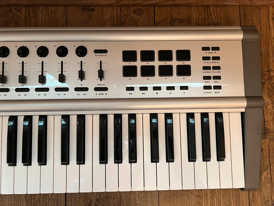 MIDI Keyboard Swisssonic Control Key 49 + Zubehör in Ilmenau