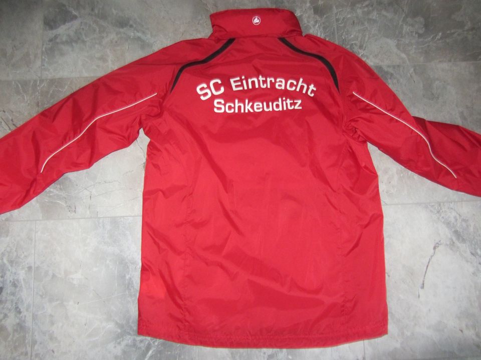 SC Eintracht Schkeuditz Jako Regenjacke Jacke Gr 164 rot Fussball in  Sachsen-Anhalt - Schkopau | eBay Kleinanzeigen ist jetzt Kleinanzeigen