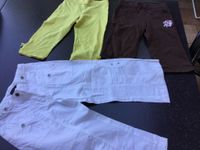 3 Stück Sommerhose Hose Stoffhose Sporthose Gr. 128 Bayern - Großostheim Vorschau