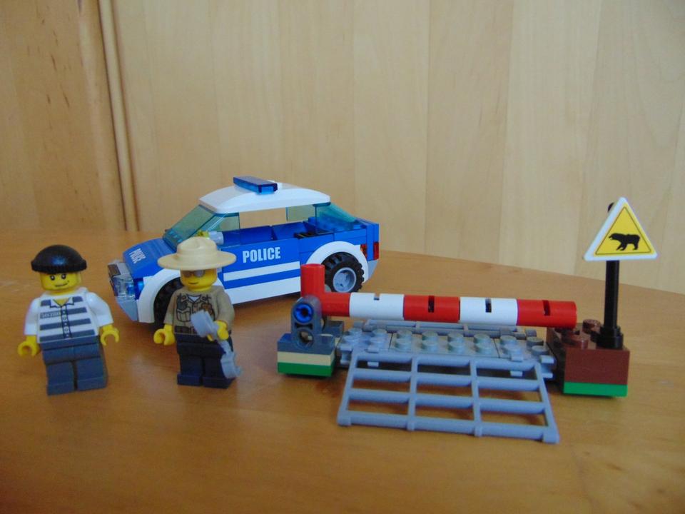 Lego City 4436, Polizei auf Verbrecherjagd, Streifenwagen, ab 5 J in Asperg