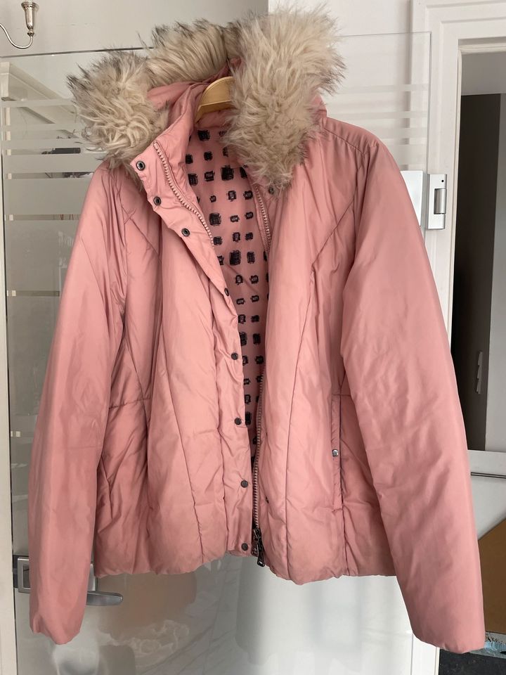 NEU OVP Luxus Gerry Weber 46 XXL Kunstpelz Jacke web-Pelz-Mantel in Dreieich