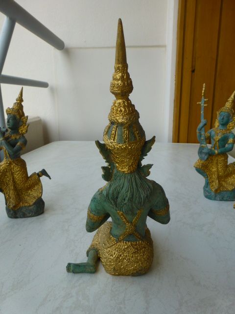 Metall, Messing oder Bronze Tempel Musiker Figuren aus Thailand in Leonberg
