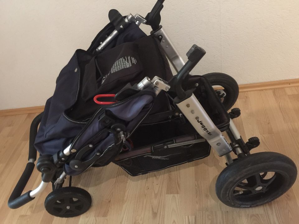 Joggster 3 Kinderwagen blau in Eckernförde