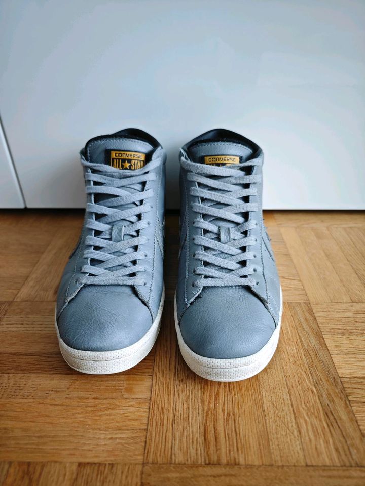 CONVERSE ALL STAR PRO 76 MID LEDER SNEAKER GRÖSSE 43 in Lüdenscheid