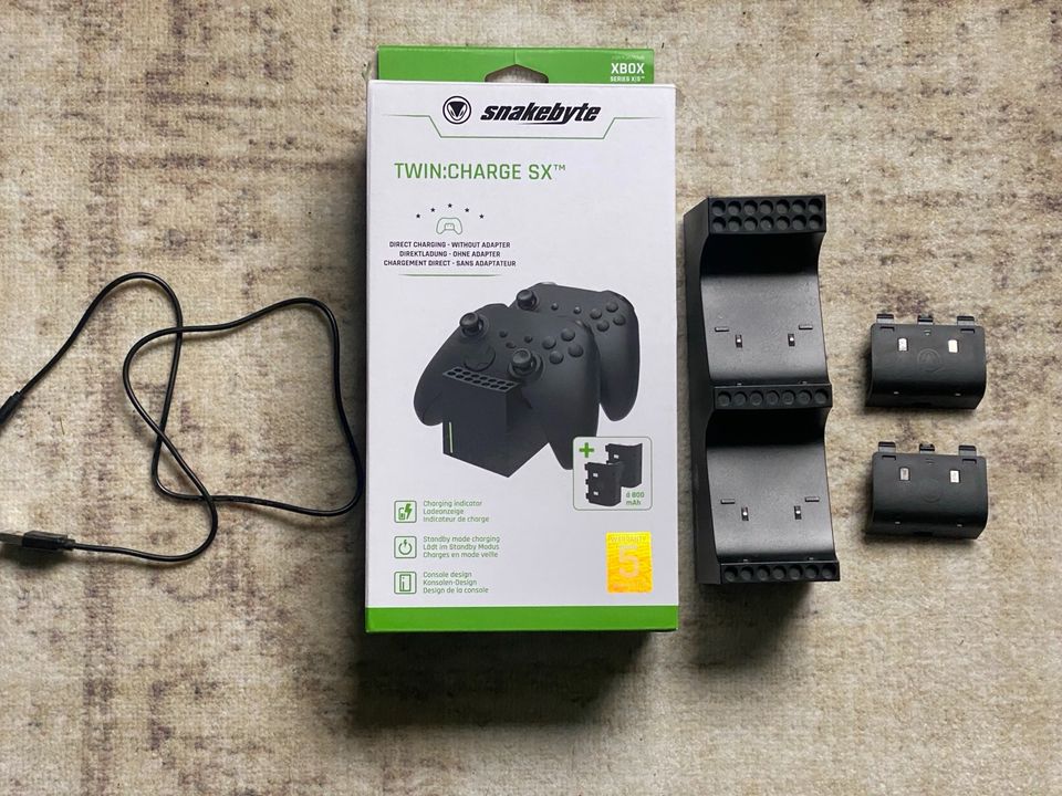 Snakebyte twin:charge SX Xbox Akkus mit Ladestation in Niederkirchen bei Deidesheim