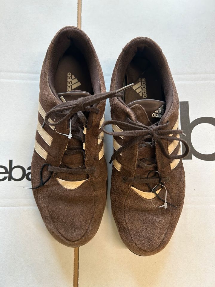 Sneaker Adidas Braun Gr. 39 in Hadamar