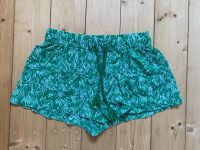 Grasgrüne Schnürshorts - XS/34 - Shorts H&M - Bambus Niedersachsen - Braunschweig Vorschau