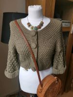 Tolle und hochwertige Strickweste/Strickjacke in olivegrün Gr. S Baden-Württemberg - Bad Mergentheim Vorschau