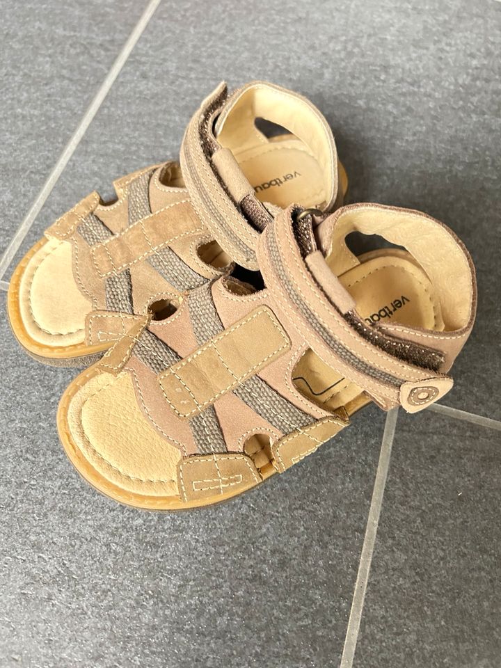 Verbaudet Leder Sandalen Gr. 25 Neu in Wiersdorf