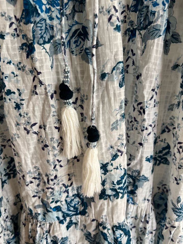 Sommerkleid Maxikleid Kleid Zara blau weiß Blumenmuster Delft in Düsseldorf