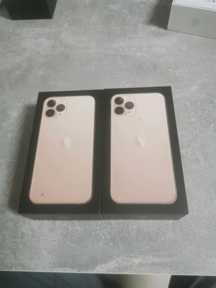 2x Apple iPhone 11 Pro Gold 64GB Original Verpackung in Wahrenholz