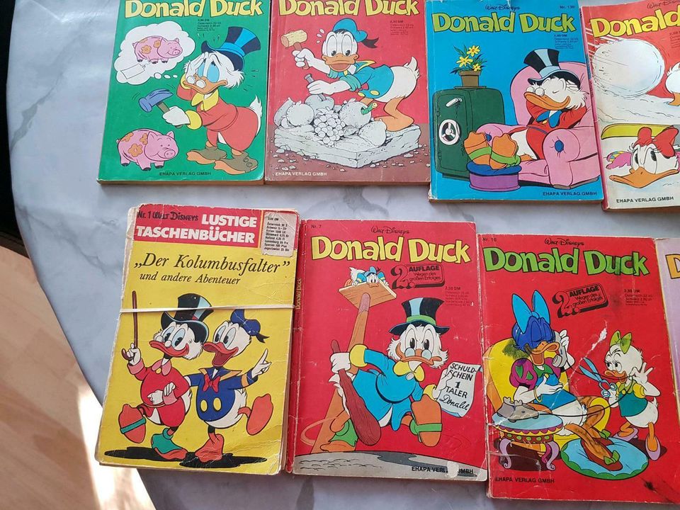 verschiedene alte Donald Duck +1 Fix und Foxi Taschenbücher in Dillingen (Saar)