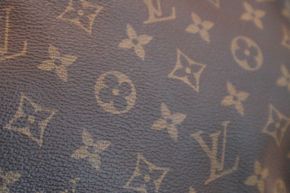 Original Louis Vuitton Croissant MM Monogram Canvas, Tasche in Aachen