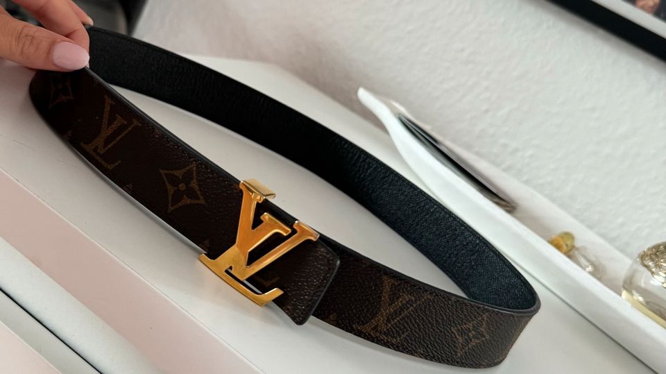 LOUIS VUITTON Gürtel in Göppingen