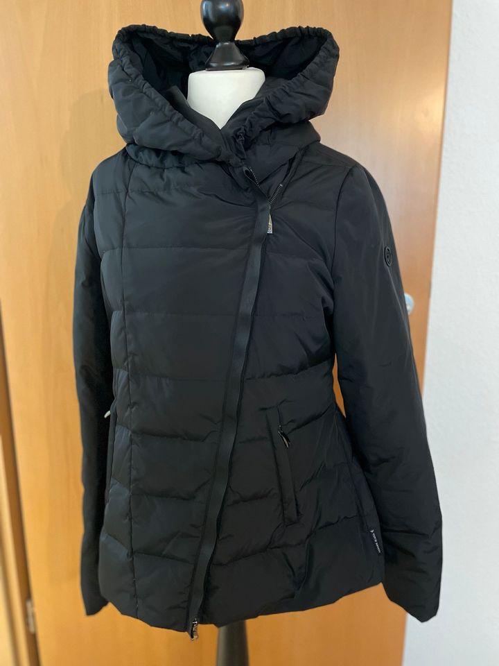 Armani Jeans Winterjacke in Mülheim (Ruhr)