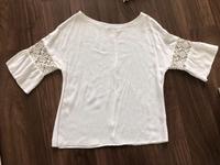 Bluse von Orsay Gr. L, mit Spitze und Trompetenärmel Bayern - Schwandorf Vorschau