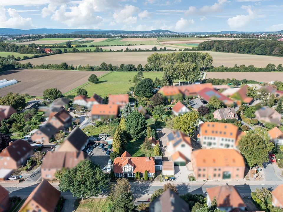 Großes, teilbares Baugrundstück mit Altbestand in ländlicher Lage in Ronnenberg Ihme - Roloven in Ronnenberg