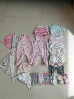 Baby Kleidung gr, 50/56 sind 18 Stücke 15€ Nordrhein-Westfalen - Hövelhof Vorschau