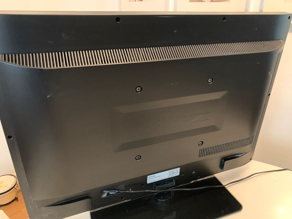 Metz 32 Zoll LED Fernseher top gepflegt  LED in Meerbusch